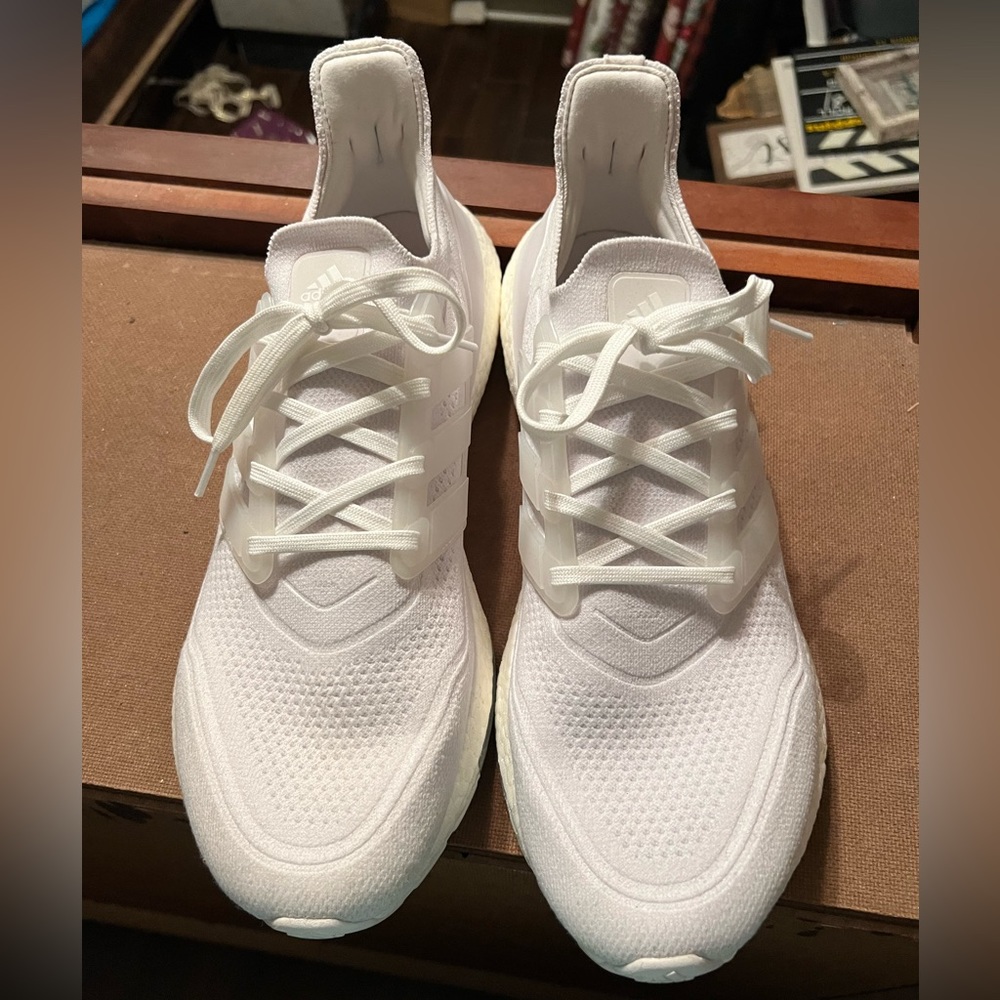Adidas UltraBoost 21 Cloud White